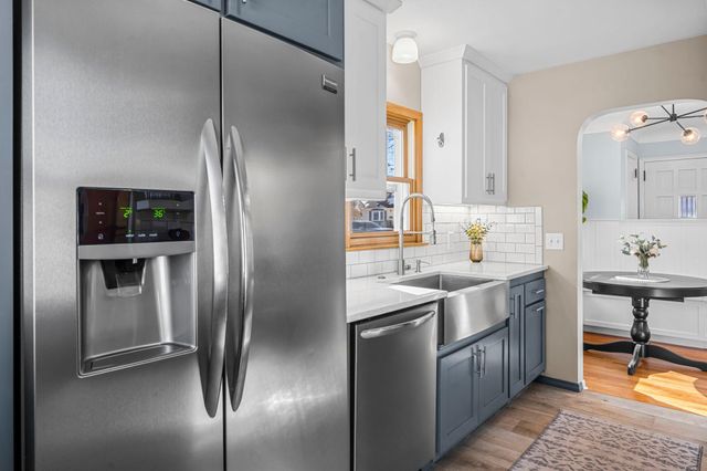 311 Monroe Avenue S, Edina, MN 55343