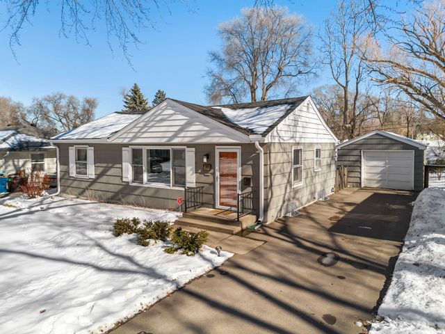 311 Monroe Avenue S, Edina, MN 55343