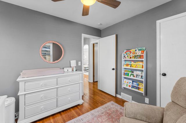 311 Monroe Avenue S, Edina, MN 55343