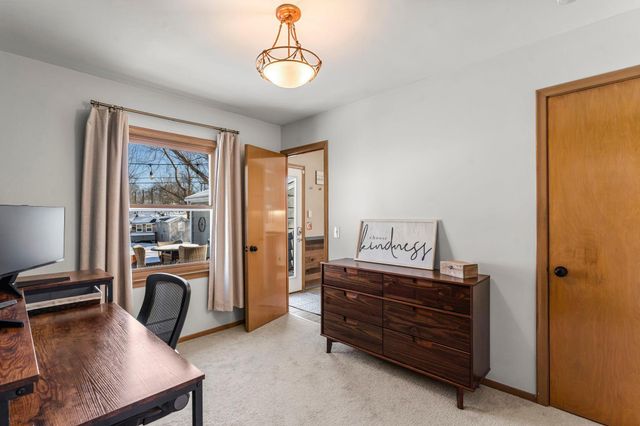 311 Monroe Avenue S, Edina, MN 55343