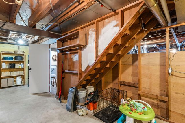 311 Monroe Avenue S, Edina, MN 55343