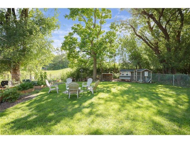 311 Monroe Avenue S, Edina, MN 55343