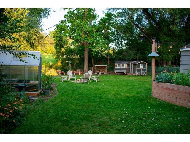 311 Monroe Avenue S, Edina, MN 55343