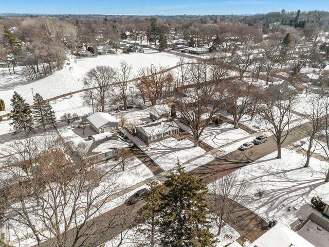 311 Monroe Avenue S, Edina, MN 55343