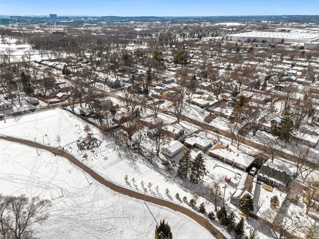 311 Monroe Avenue S, Edina, MN 55343