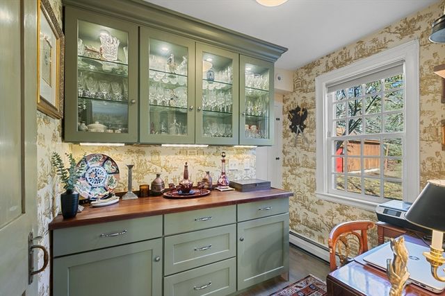 152 S Great Rd, Lincoln, MA 01773