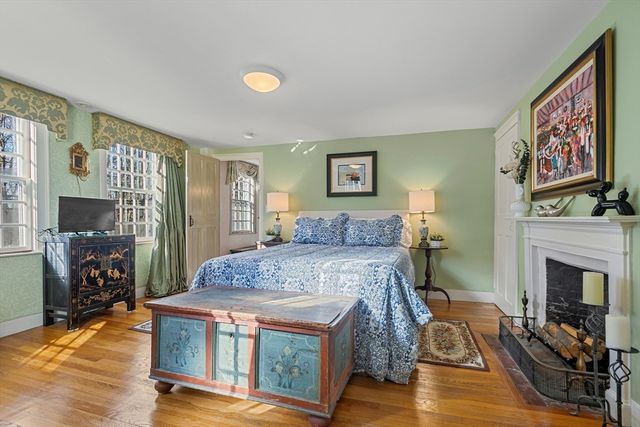 152 S Great Rd, Lincoln, MA 01773