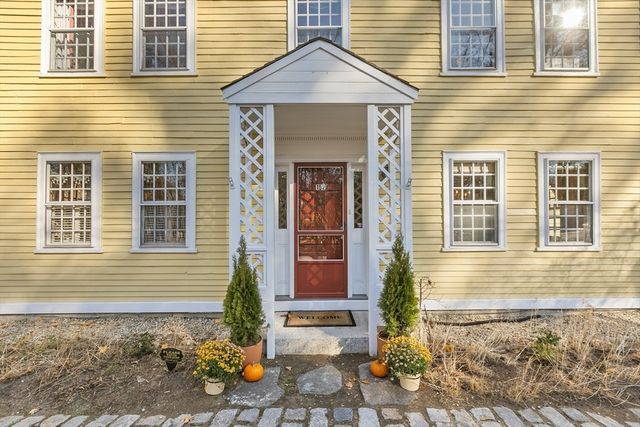 152 S Great Rd, Lincoln, MA 01773