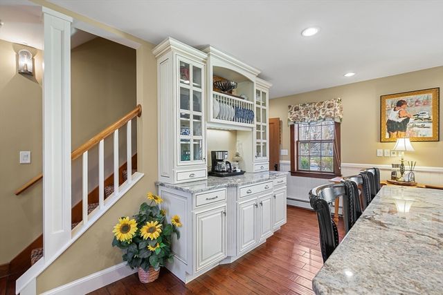 152 S Great Rd, Lincoln, MA 01773