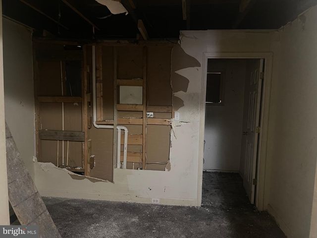 302 S PAYSON ST, Baltimore, MD 21223