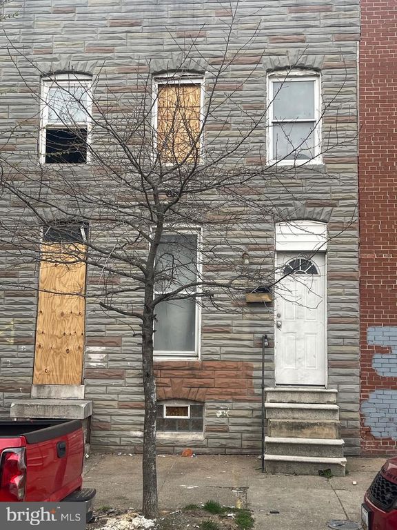 302 S PAYSON ST, Baltimore, MD 21223