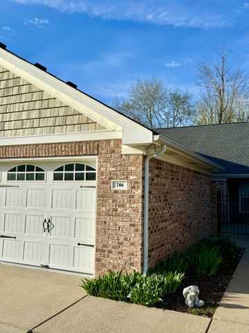 2360 Highway 31 W Apt 206, White House, TN 37188