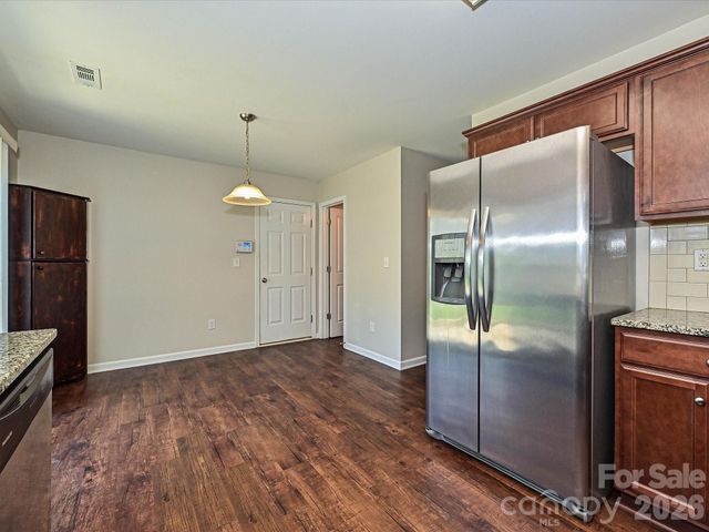 6709 Broad Valley Court, Charlotte, NC 28216