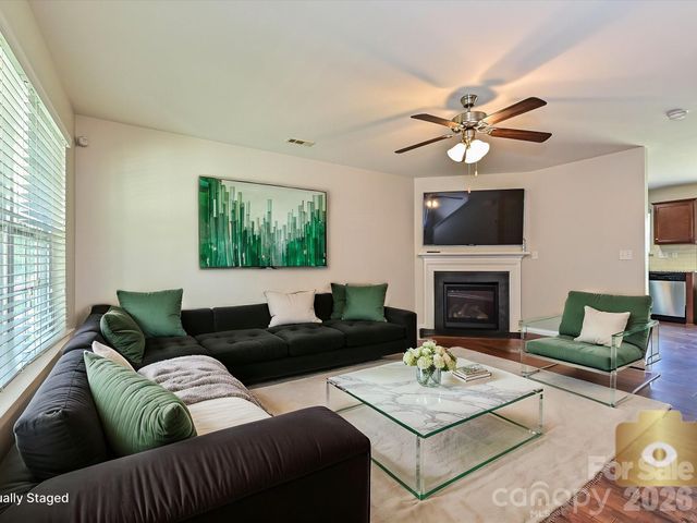 6709 Broad Valley Court, Charlotte, NC 28216