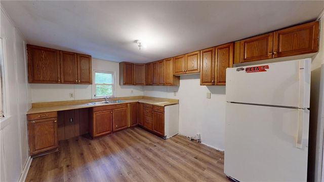 1211 N Colorado Street, Nevada, MO 64772