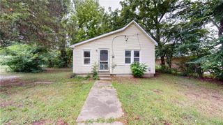 1211 N Colorado Street, Nevada, MO 64772