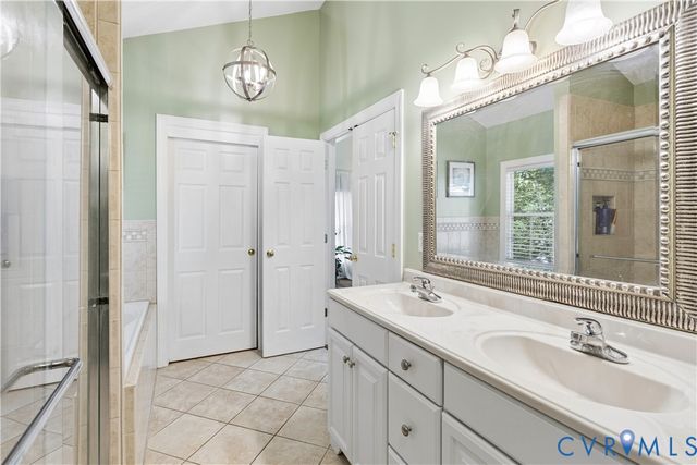 14216 Country Club Dr, Ashland, VA 23005