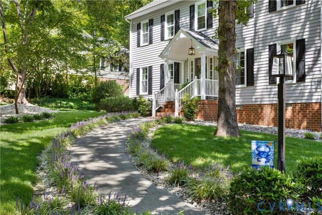 14216 Country Club Dr, Ashland, VA 23005