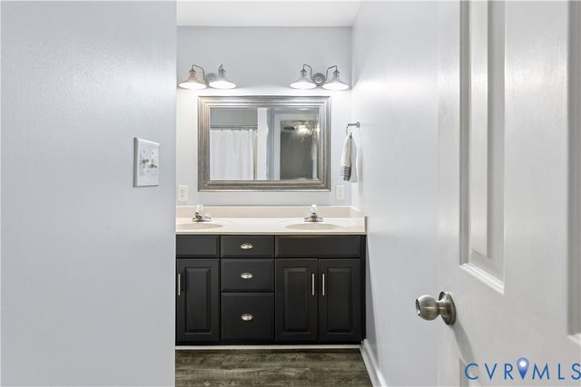 14216 Country Club Dr, Ashland, VA 23005