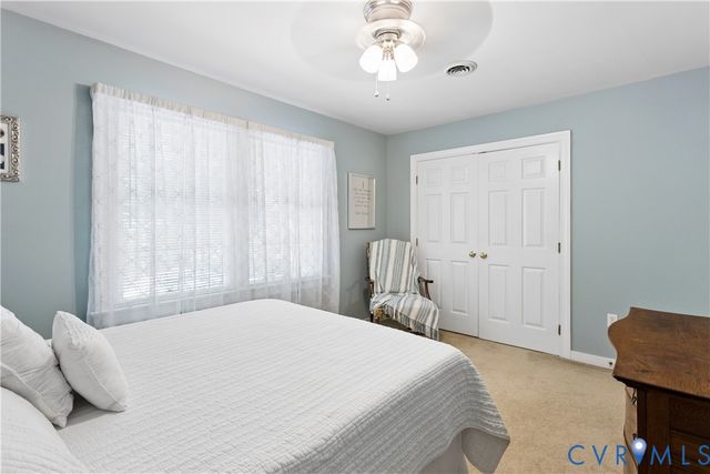 14216 Country Club Dr, Ashland, VA 23005