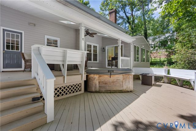 14216 Country Club Dr, Ashland, VA 23005
