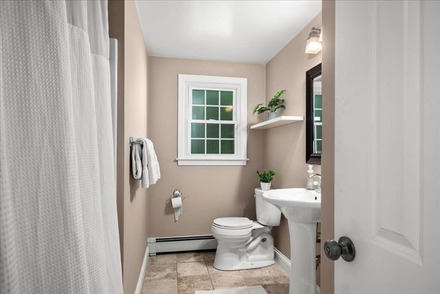8 Ted Lane, Southborough, MA 01772