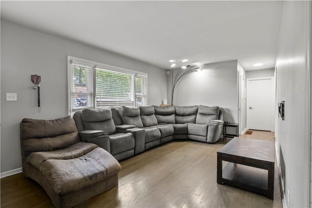 3504 S Bowen Street, Independence, MO 64055 — photo 3