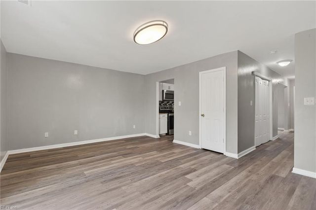 305 Civil Ct Apt D, Newport News, VA 23608