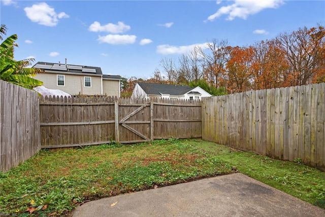 305 Civil Ct Apt D, Newport News, VA 23608