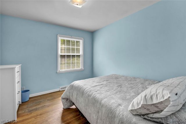 4266 Grannis Road, Fairview Park, OH 44126