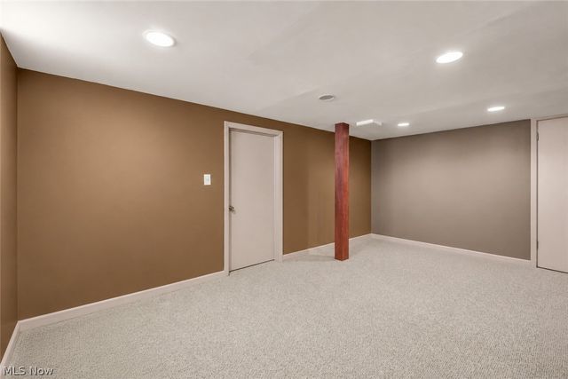 4266 Grannis Road, Fairview Park, OH 44126