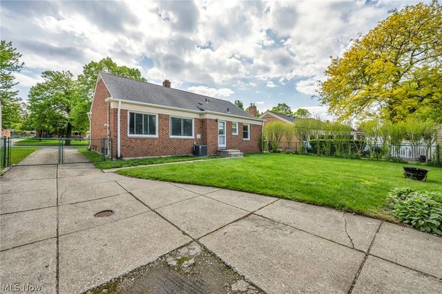 4266 Grannis Road, Fairview Park, OH 44126