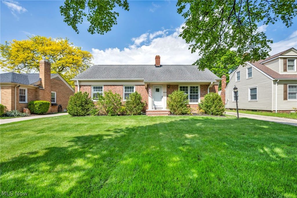 4266 Grannis Road, Fairview Park, OH 44126