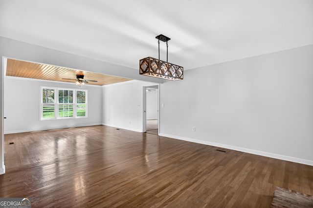7142 Hamilton Road, Pine Mountain, GA 31822