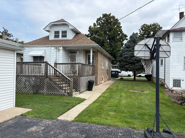 1310 N 20th Avenue, Melrose Park, IL 60160