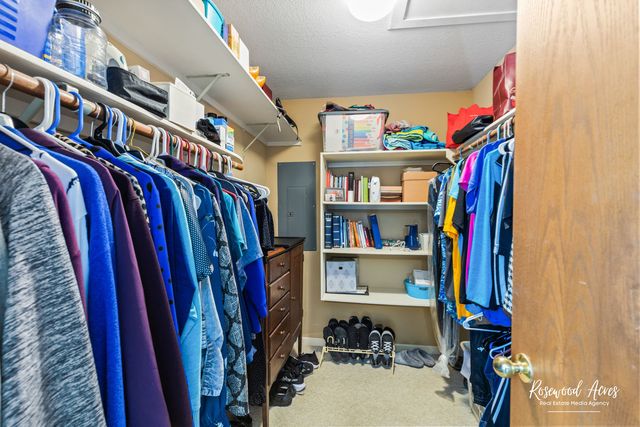 23 Birchwood Lane, St. Anne, IL 60964