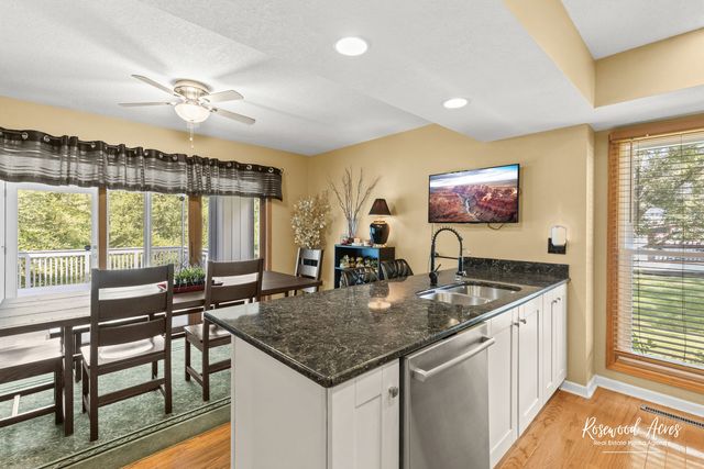 23 Birchwood Lane, St. Anne, IL 60964