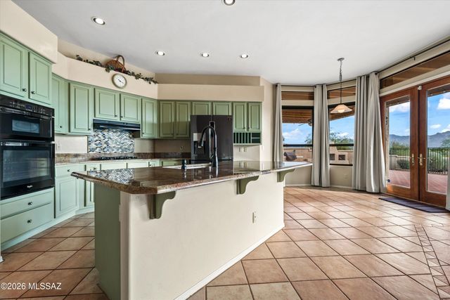 6977 W Wade Place, Tucson, AZ 85743