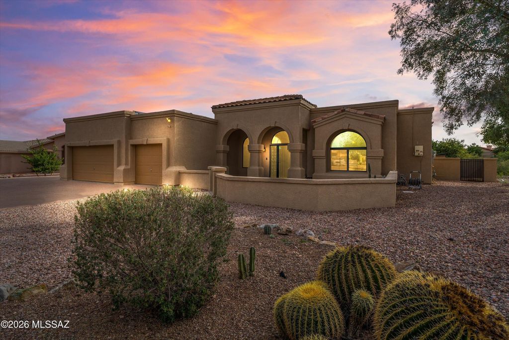 6977 W Wade Place, Tucson, AZ 85743