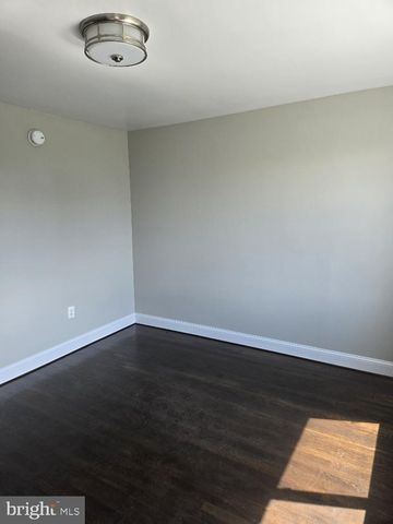 8120 KAVANAGH RD, Baltimore, MD 21222