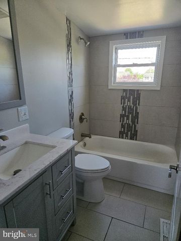8120 KAVANAGH RD, Baltimore, MD 21222