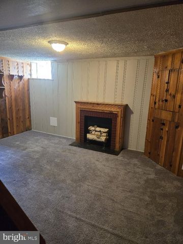 8120 KAVANAGH RD, Baltimore, MD 21222