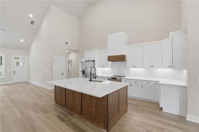 9120 Lisa Circle, Gainesville, GA 30506