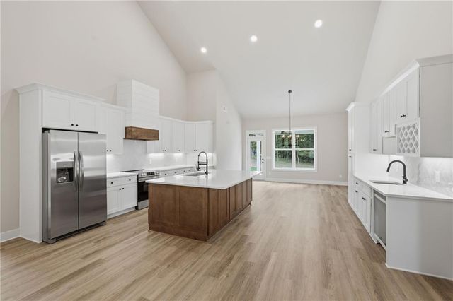 9120 Lisa Circle, Gainesville, GA 30506