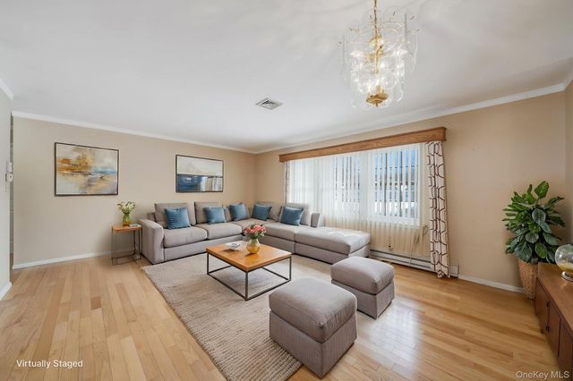 61 Enfield Court B, Ridge, NY 11961