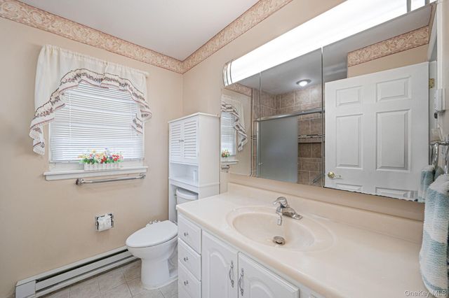 61 Enfield Court B, Ridge, NY 11961