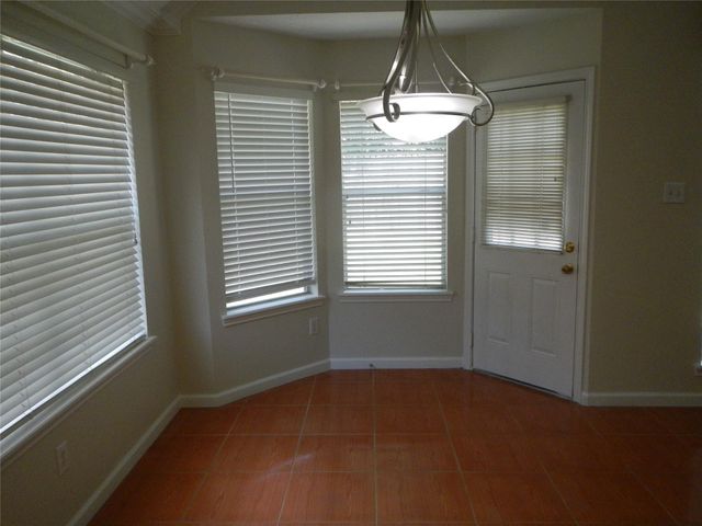 1203 Foxland Chase Street, Sugar Land, TX 77479