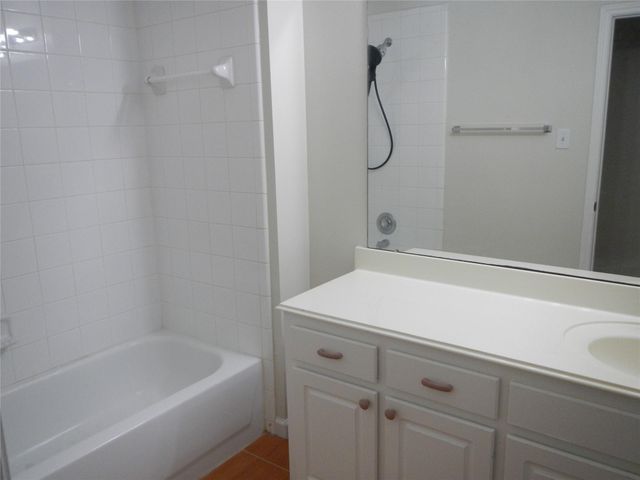 1203 Foxland Chase Street, Sugar Land, TX 77479