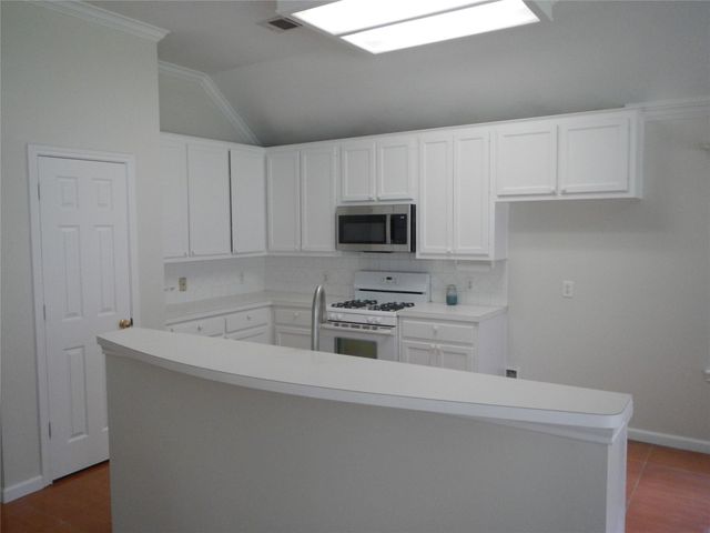 1203 Foxland Chase Street, Sugar Land, TX 77479