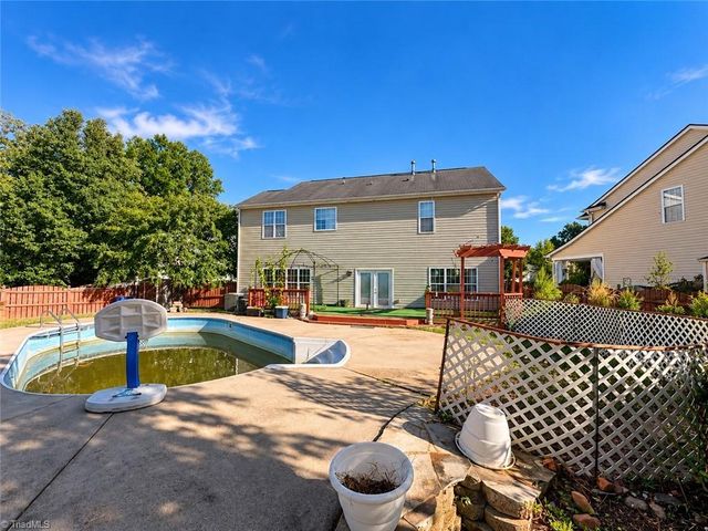 4270 Lindsey Lane, Winston-salem, NC 27106